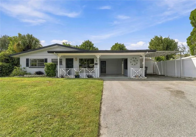 Photo 1 of Single family home for sale at 5712 20th Street W, Bradenton, FL 34207 | MLS# A4711379 | Listing updated on 2026-10-30