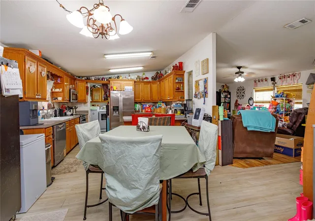 Photo 4 of Manufactured home for sale at 12225 Shiloh Acres Dr, Clermont, FL 34715 | MLS# G5119649 | Listing updated on 2026-10-30