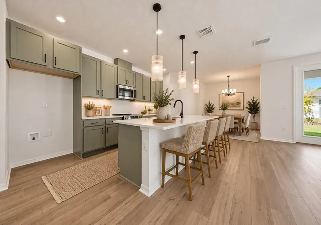 Photo 2 of Single family home for sale at 30169 Emerald Forest Dr, Mount Dora, FL 32757 | MLS# S5160484 | Listing updated on 2026-10-30