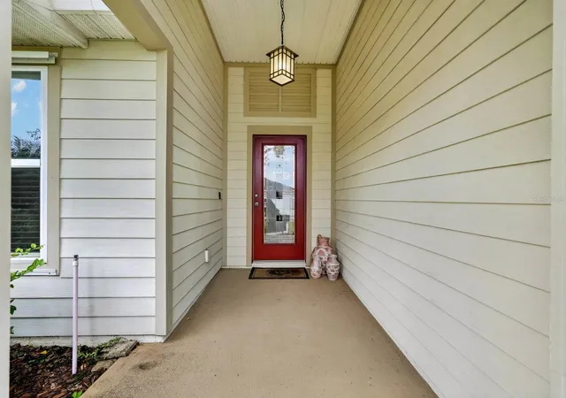 Photo 4 of Single family home for sale at 106 N Coopers Hawk Ct, Palm Coast, FL 32164 | MLS# V4952067 | Listing updated on 2026-10-30
