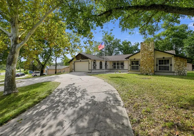 Photo 1 of Single family home for sale at 12304 Coronado Dr, Spring Hill, FL 34609 | MLS# O6453911 | Listing updated on 2026-10-30