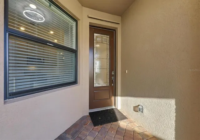 Photo 4 of House for sale at 7665 Summerland Cvs, Bradenton, FL 34202 | MLS# A4711400 | Listing updated on 2026-10-30