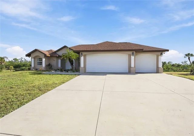 Photo 4 of Single family home for sale at 1159 Boundary Blvd, Rotonda West, FL 33947 | MLS# D6149454 | Listing updated on 2026-10-31