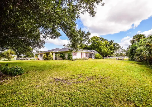 Photo 2 of Single family home for sale at 940 Stoner Rd, Englewood, FL 34223 | MLS# A4711414 | Listing updated on 2026-10-30