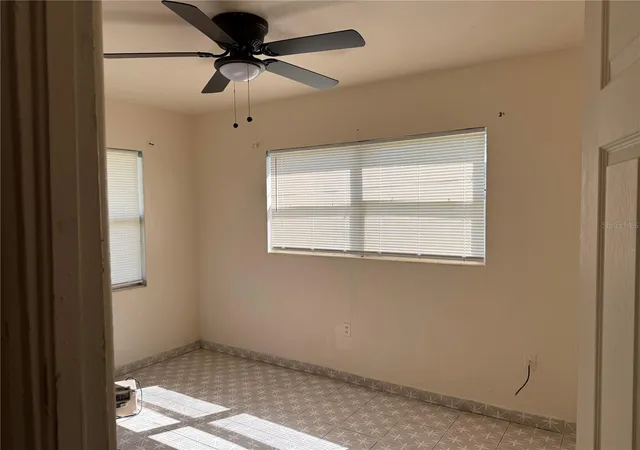 Photo 2 of Single family home for sale at 904 Governors Ave, Orlando, FL 32808 | MLS# O6453964 | Listing updated on 2026-10-30