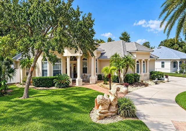 Photo 1 of Single family home for sale at 340 Coquina Ave, Ormond Beach, FL 32174 | MLS# TB8563129 | Listing updated on 2026-10-30