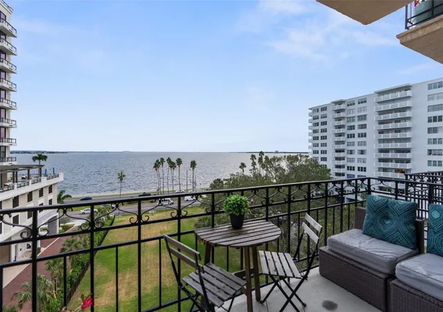 Photo 4 of Condo for sale at 2109 Bayshore Blvd #603, Tampa, FL 33606 | MLS# TB8563132 | Listing updated on 2026-10-30