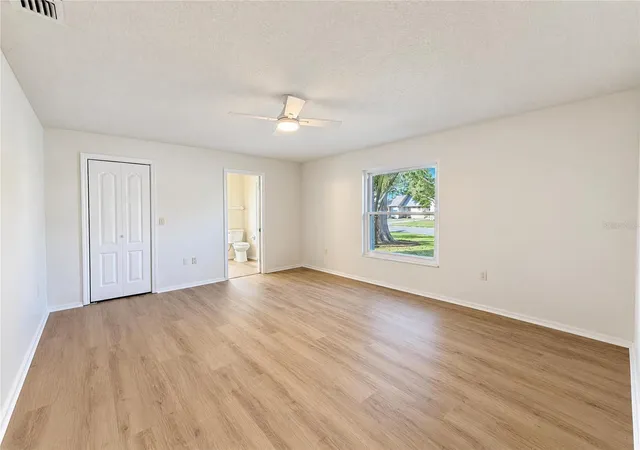 Photo 3 of Single family home for sale at 8421 Cypress Lake Cir, Sarasota, FL 34243 | MLS# O6453999 | Listing updated on 2026-10-30