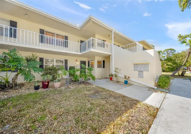 Photo 1 of Condo for sale at 7860 Palm Aire Ln #105, Sarasota, FL 34243 | MLS# A4711433 | Listing updated on 2026-10-30