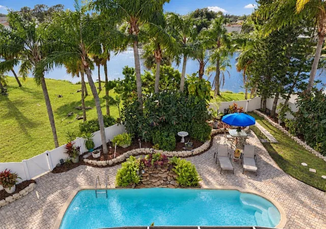 Photo 3 of Single family home for sale at 5110 Crestmore Ct, Tampa, FL 33624 | MLS# TB8563153 | Listing updated on 2026-10-30