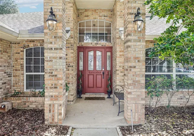Photo 1 of Single family home for sale at 15052 Green Valley Blvd, Clermont, FL 34711 | MLS# W7890795 | Listing updated on 2026-10-30
