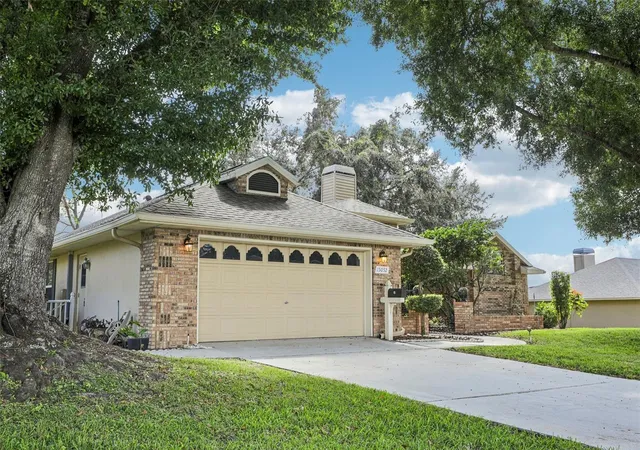 Photo 3 of Single family home for sale at 15052 Green Valley Blvd, Clermont, FL 34711 | MLS# W7890795 | Listing updated on 2026-10-30