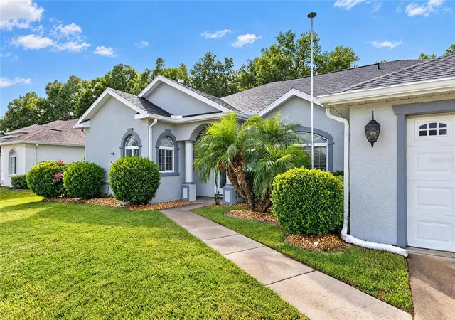 Photo 3 of Single family home for sale at 1960 NW 58th Court, Ocala, FL 34482 | MLS# OM734988 | Listing updated on 2026-10-30