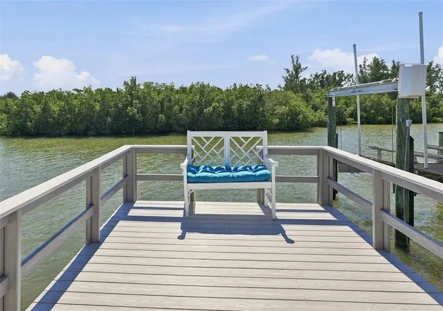 Photo 1 of Single family home for sale at 452 Boca Ciega Point Blvd S, Saint Petersburg, FL 33708 | MLS# TB8563183 | Listing updated on 2026-10-30
