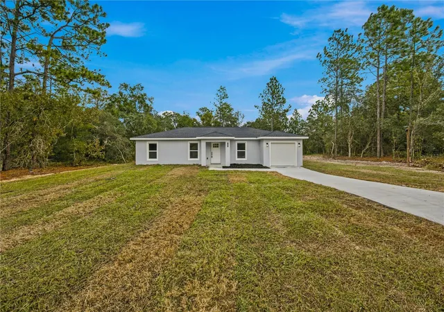 Photo 1 of Single family home for sale at 1557 Sw Seaweed Ave, Dunnellon, FL 34431 | MLS# OM734989 | Listing updated on 2026-10-30