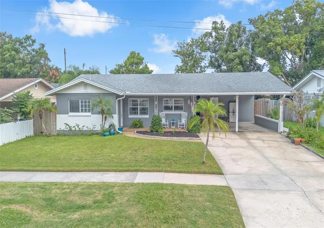 Photo 1 of Single family home for sale at 2221 E Harding St, Orlando, FL 32806 | MLS# O6454045 | Listing updated on 2026-10-30