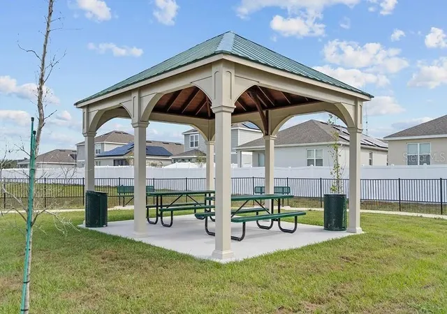 Photo 2 of Single family home for sale at 1231 Stetson Ave, Dundee, FL 33838 | MLS# O6454063 | Listing updated on 2026-10-30