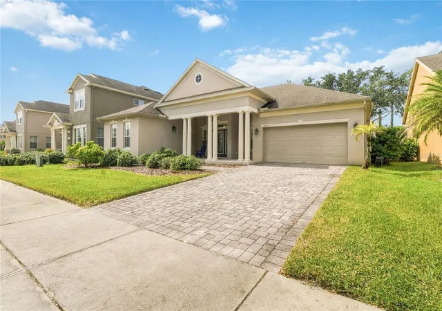 Photo 2 of Single family home for sale at 11827 Sheltering Pine Dr, Orlando, FL 32836 | MLS# O6454071 | Listing updated on 2026-10-30