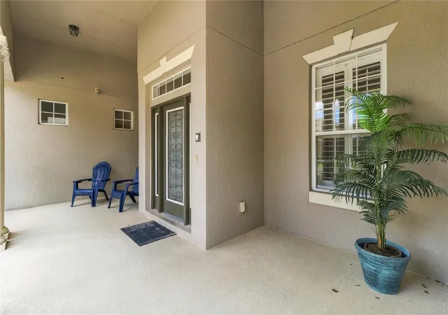 Photo 3 of Single family home for sale at 11827 Sheltering Pine Dr, Orlando, FL 32836 | MLS# O6454071 | Listing updated on 2026-10-30