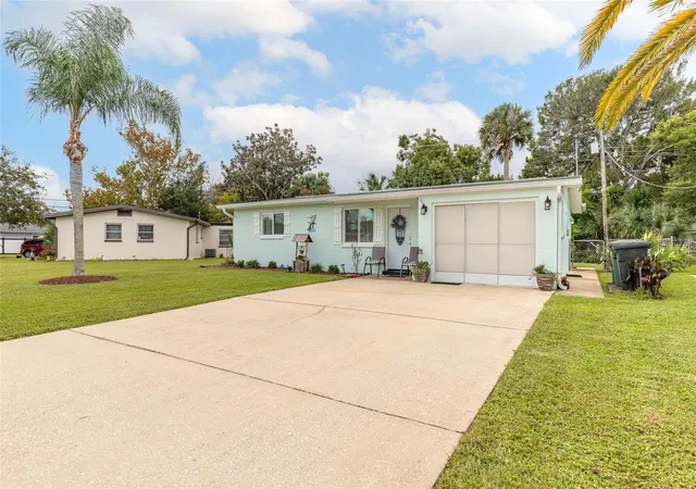Photo 1 of Single family home for sale at 1250 Peachtree Rd, Daytona Beach, FL 32114 | MLS# V4952082 | Listing updated on 2026-10-30