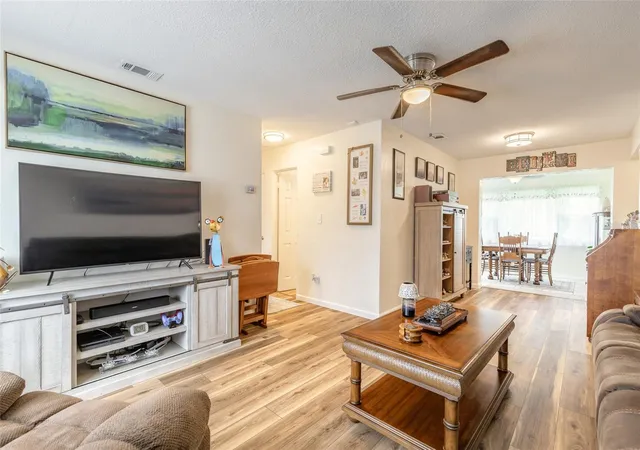 Photo 3 of Single family home for sale at 1250 Peachtree Rd, Daytona Beach, FL 32114 | MLS# V4952082 | Listing updated on 2026-10-30