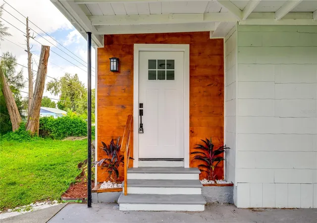 Single family home for sale at 3445 40th Street N, Saint Petersburg, FL 33713 | MLS# O6454104