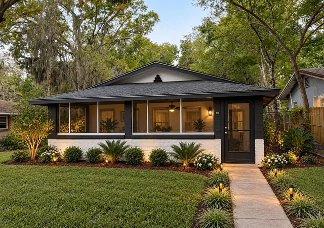 Single family home for sale at 630 Tucker St, DAYTONA BEACH, FL 32114 | MLS# V4952084