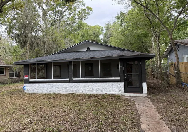 Photo 1 of Single family home for sale at 630 Tucker St, Daytona Beach, FL 32114 | MLS# V4952084 | Listing updated on 2026-10-31