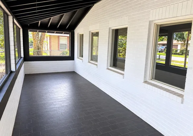 Photo 3 of Single family home for sale at 630 Tucker St, Daytona Beach, FL 32114 | MLS# V4952084 | Listing updated on 2026-10-31