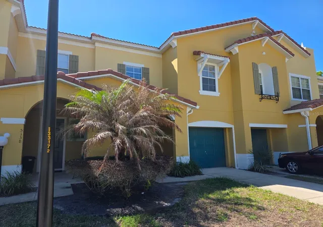 Photo 1 of Townhouse for sale at 5160 Ambergris Loop, Kissimmee, FL 34746 | MLS# S5160537 | Listing updated on 2026-10-31