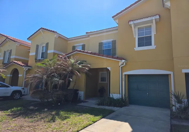 Photo 3 of Townhouse for sale at 5160 Ambergris Loop, Kissimmee, FL 34746 | MLS# S5160537 | Listing updated on 2026-10-31