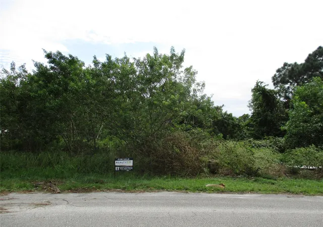 Photo 1 of Land for sale at 5130 NW Aljo Cir, Port Saint Lucie, FL 34986 | MLS# F10467364 | Listing updated on 2025-01-07