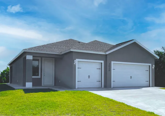 2nd image of 1015 N Naples St, Labelle, FL 33935 | MLS# R10864479