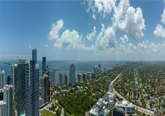 5th image of 1133 Sw 2Nd Ave #5708, Miami, FL 33130 | MLS# A11570423