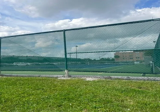 2nd image of 2871 Somerset Dr, Lauderdale Lakes, FL 33311