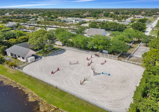 Photo 3 of Single family home for sale at 14332 Rolling Rock Pl, Wellington, FL 33414 | MLS# R10714668 | Listing updated on 2026-10-01
