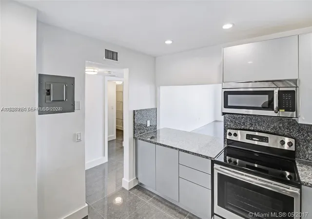 5th image of 2801 Ne 183Rd St #2208W, Aventura, FL 33160 | MLS# A11536998
