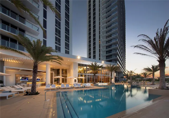 57th image of 16385 Biscayne Blvd #PH7, North Miami Beach, FL 33160 | MLS# A11640506