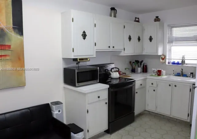 2nd image of 2780 Ne 183rd St #1701, Aventura, FL 33160 | MLS# A11583059