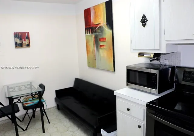 3rd image of 2780 Ne 183Rd St #1701, Aventura, FL 33160 | MLS# A11583059