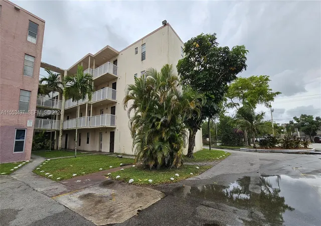12th image of 2800 Nw 56th Ave #A403, Lauderhill, FL 33313 | MLS# A11553497