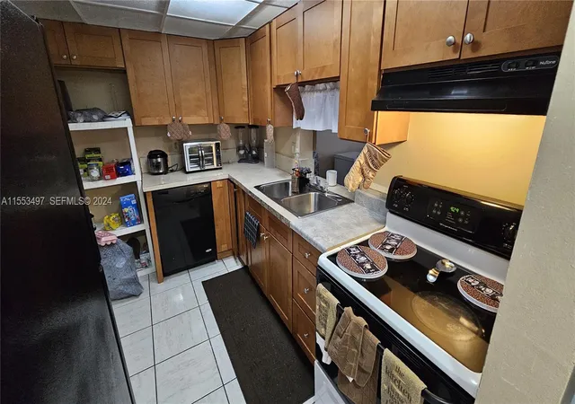 4th image of 2800 Nw 56Th Ave #A403, Lauderhill, FL 33313 | MLS# A11553497