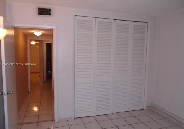 15th image of 1450 Ne 170th St #102, North Miami Beach, FL 33162 | MLS# A11565038
