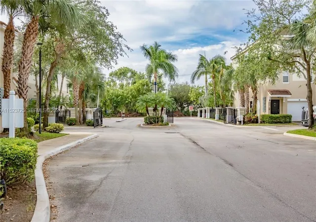 4th image of 5860 W Sample Rd #104, Coral Springs, FL 33067 | MLS# A11523725