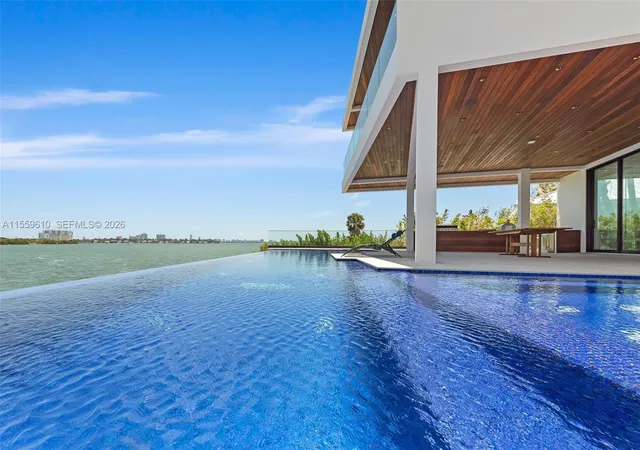 Photo 4 of Single family home for sale at 1133 Belle Meade Island Dr, Miami, FL 33138 | MLS# A11559610 | Listing updated on 2026-10-31