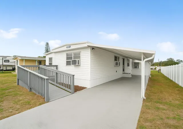 Photo 1 of Manufactured home for sale at 7897 Se Swan Ave, Hobe Sound, FL 33455 | MLS# F10501072 | Listing updated on 2026-09-23