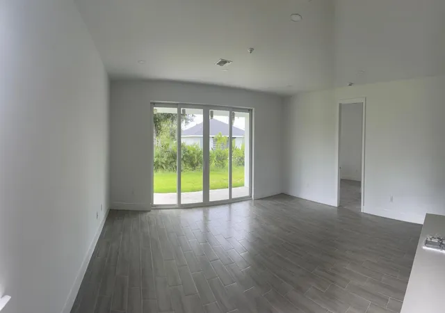 3rd image of 136 Lomas Rd Rd, Rotonda West, FL 33947 | MLS# R11019278