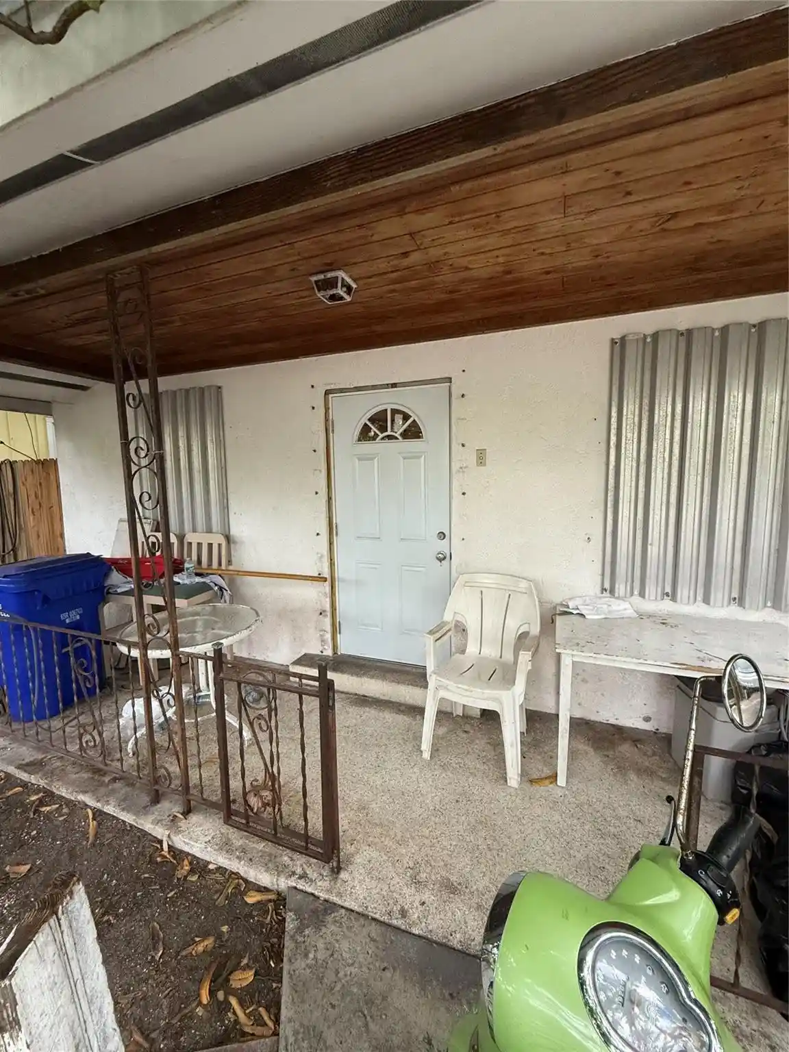 Photo 1 of Single family home for sale at 414 Virginia St, Key West, FL 33040 | MLS# F10500340 | Listing updated on 2026-09-23
