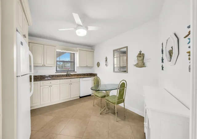 5th image of 755 Saturn St #G101, Jupiter, FL 33477 | MLS# R11090531