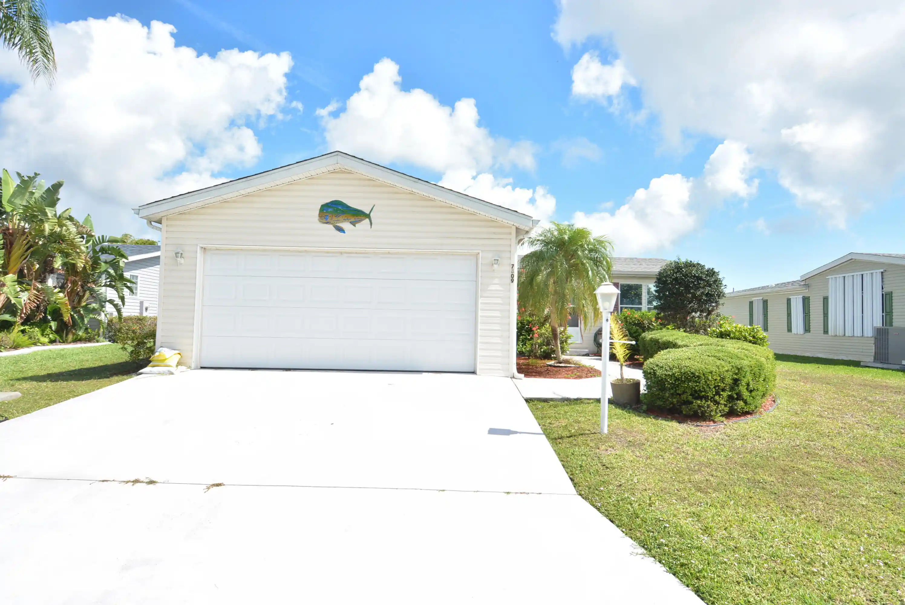 Photo 1 of Manufactured home for sale at 7809 Horned Lark Cir, Port St Lucie, FL 34952 | MLS# R11091230 | Listing updated on 2026-10-27